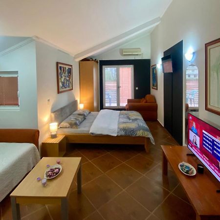 Markovic Aparthotel - Budva Becici Hotel المظهر الخارجي الصورة