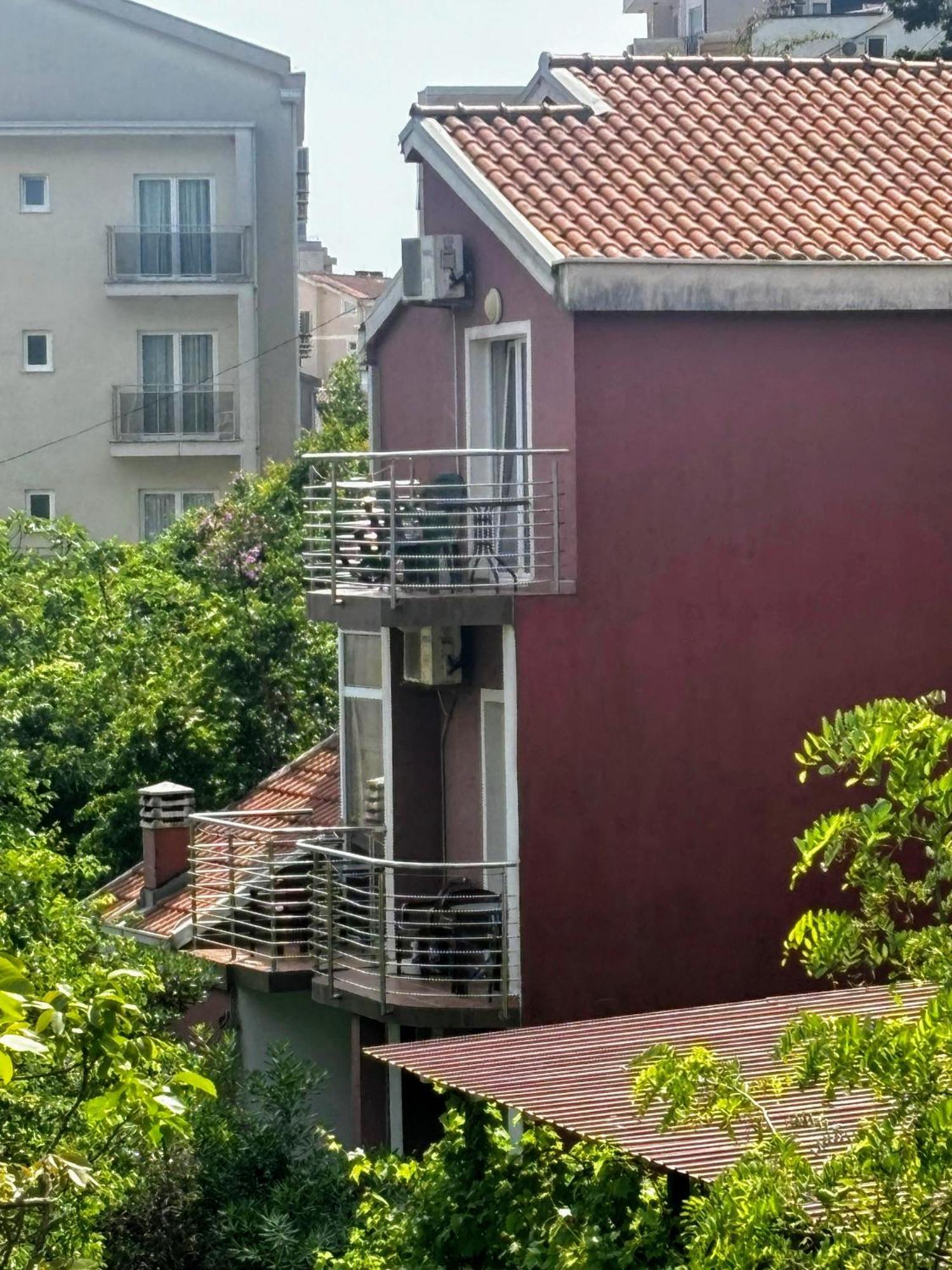 Markovic Aparthotel - Budva Becici Hotel المظهر الخارجي الصورة